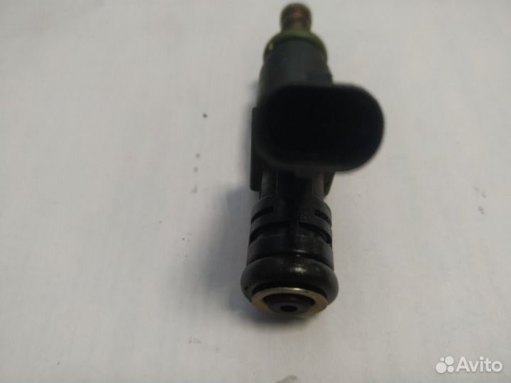 Форсунка инжекторная электрическая Mercedes-Benz