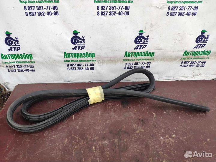 Уплотнитель багажного проема Ford Focus 3