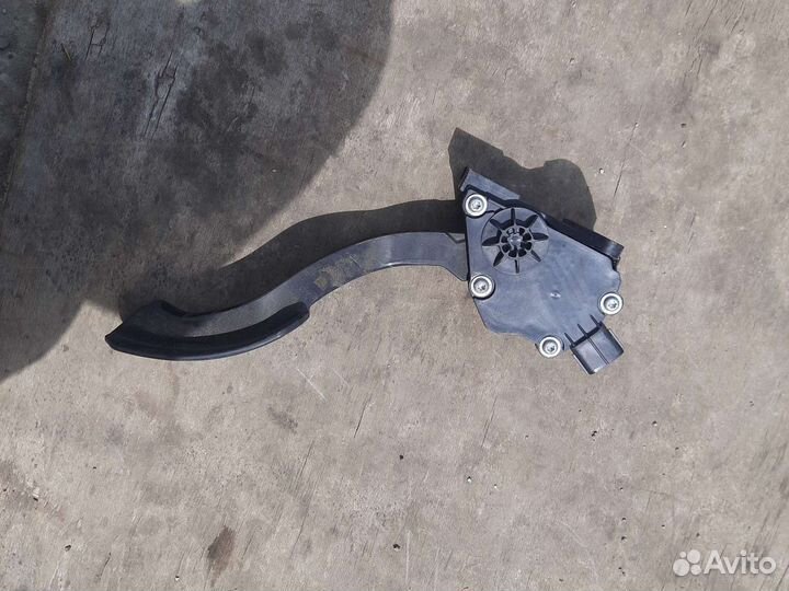 Педаль газа Toyota Camry xv40