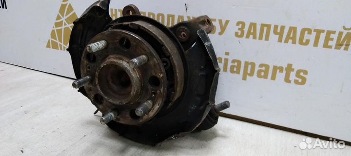 Кулак задний левый Hyundai IX35 2WD 2010-2017 oem