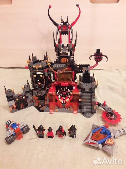 LEGO NEXO KNIGHTS Логово Джестро: скачать инструкции по эксплуатации