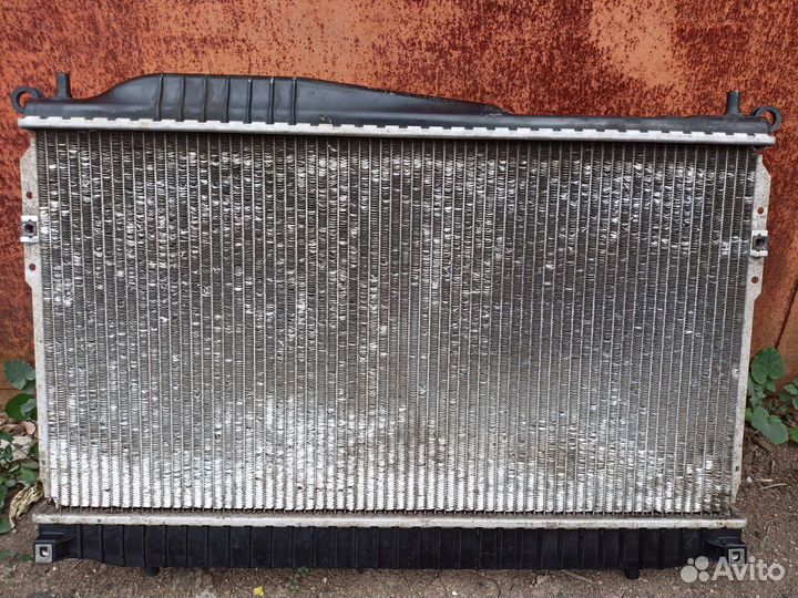 Радиатор охлаждения Шевроле epica