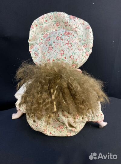 Кукла фарфоровая винтаж