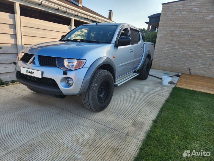 Mitsubishi L200 2.5 AT, 2007, 275 000 км