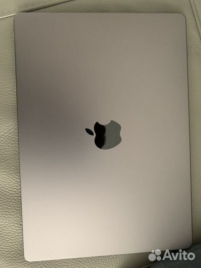 Macbook pro 14 m1 16gb 512gb