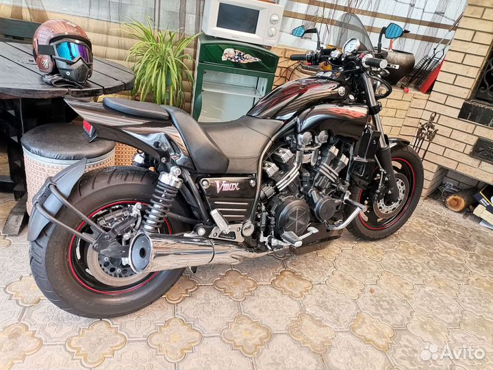 Yamaha V-max 1200