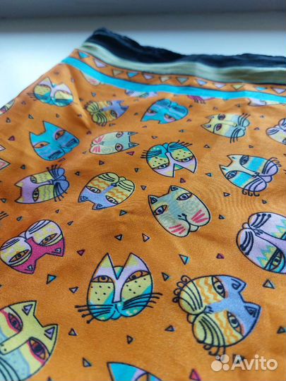 Шарфик женский шелковый новый