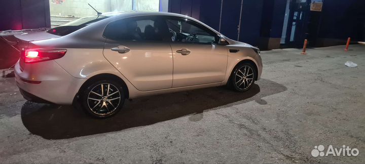 Kia Rio 1.6 AT, 2015, 118 000 км