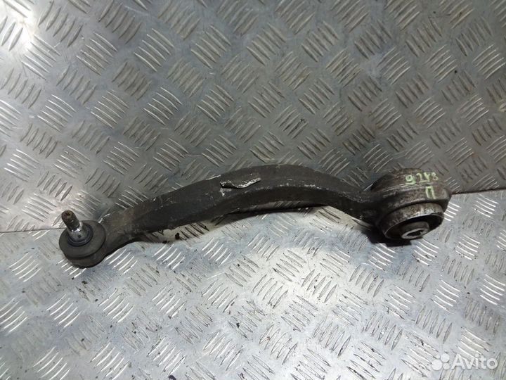 Рычаг передний верхний правый Мерседес w212