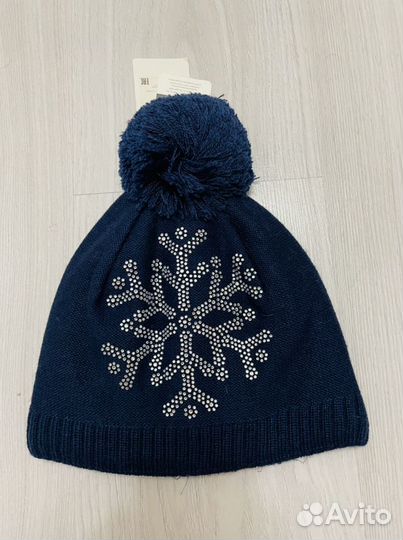 Шапка Gusti новая 50-52 зима демисезон