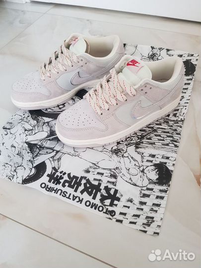 Nike SB Dunk Low Otomo Katsuhiro