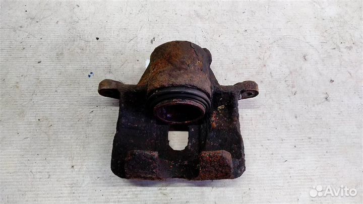 Суппорт передний левый mersedesbenz W124 E