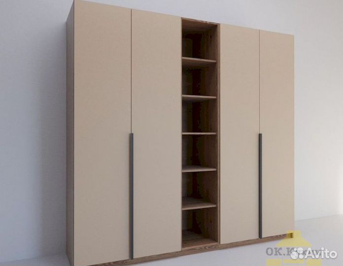 Дверный шкаф