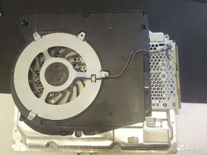 Система охлаждения PS3