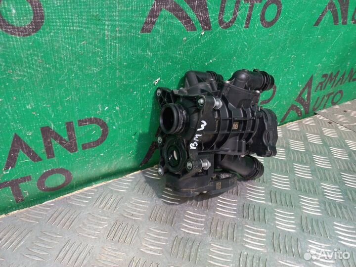 Корпус термостата Bmw 5 Series G30 G31 2016-Нв