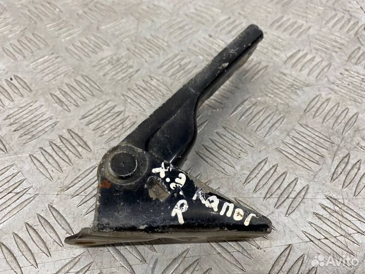 Б/У петля капота правый Hyundai Elantra XD D4EA