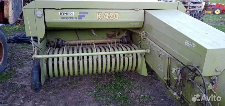 Пресс-подборщик Fortschritt K420, 1995