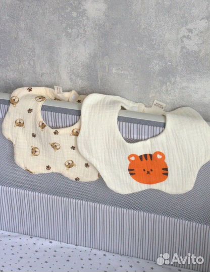 Детский слюнявчик нагрудник из муслина