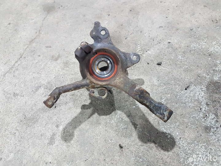 Кулак поворотный Volkswagen Passat B3