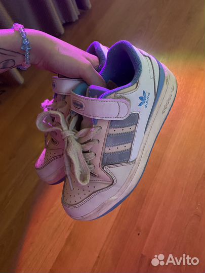Кроссовки adidas