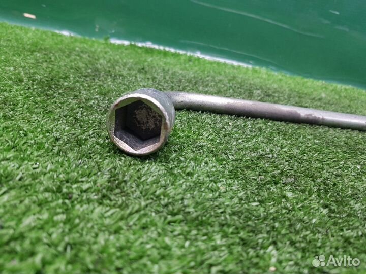 Ключ балонник Saab 9-3 B207R 2007