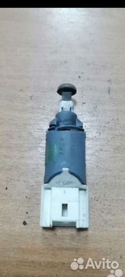 Датчик педали тормоза