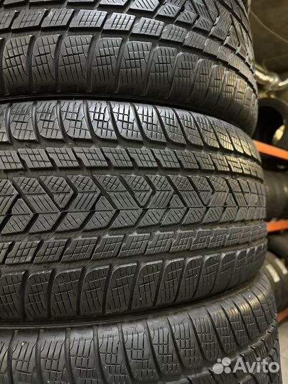 Pirelli Scorpion Winter 275/40 R22