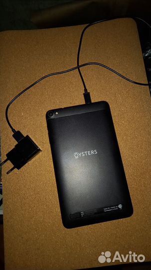 Планшет Oysters 8