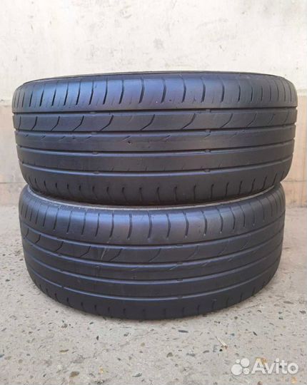 Continental ContiPremiumContact 2 215/55 R17 94V