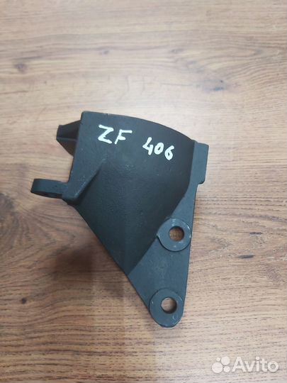 Кронштейн насоса гур ZF змз-405, 406