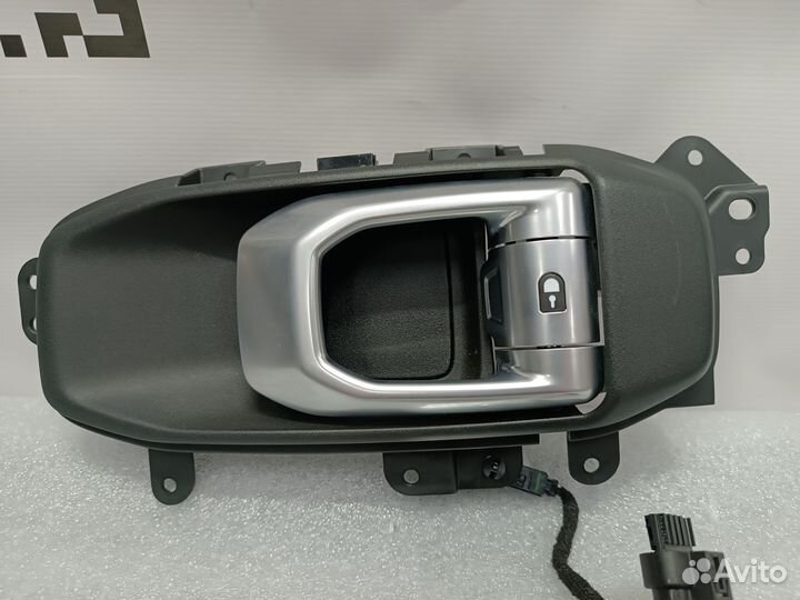 Ручка внутренняя правая Jeep Wrangler 2018+