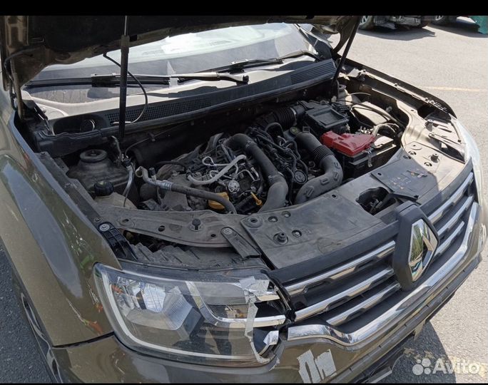 Renault Duster 2.0 МТ, 2022, битый, 25 000 км