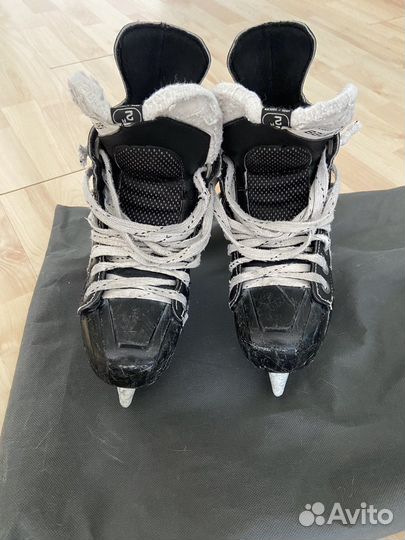 Хоккейные коньки bauer nexus