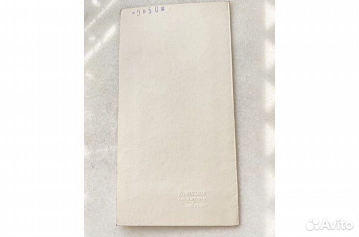 Открытка на шёлке. Вьетнам. Винтаж