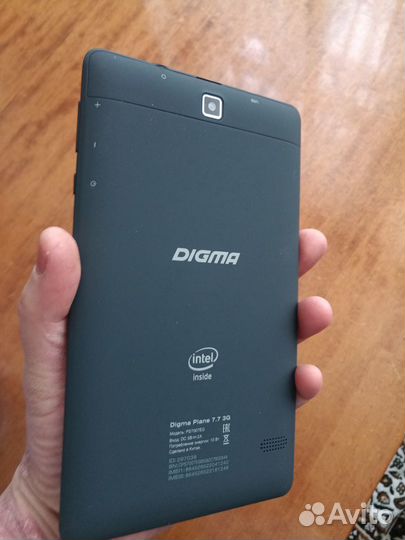 Digma plane 7.7 7