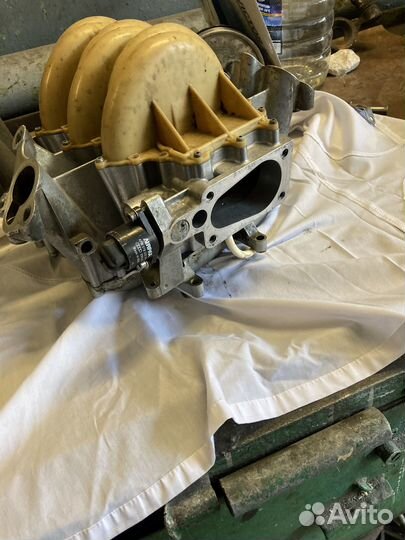 Впускной коллектор audi