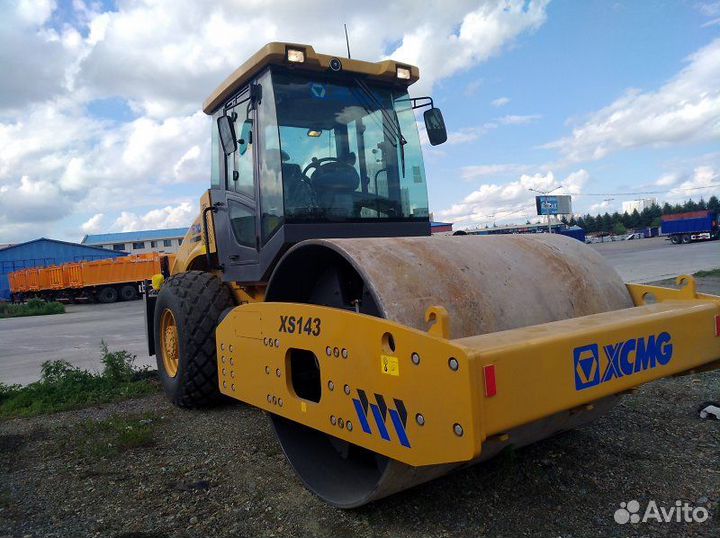 Дорожный каток XCMG XS143, 2023