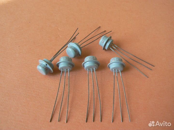 Транзисторы разные кт, гт, кп, мп, П и другие