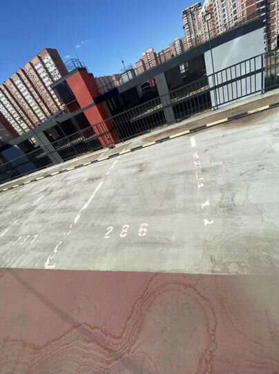 Машиноместо, 14 м²