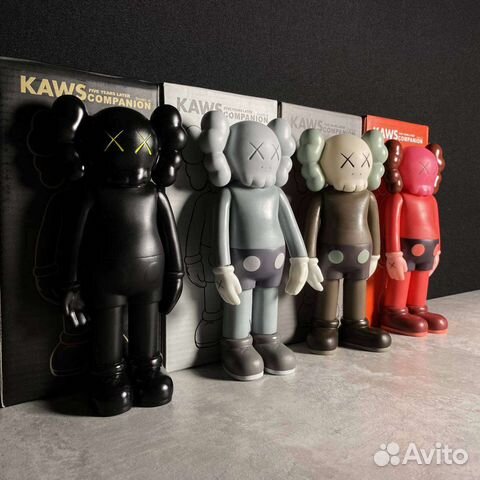 Фигурки kaws