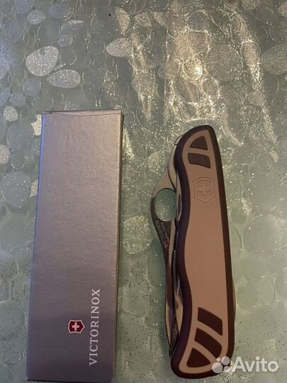 Нож 111мм Victorinox 0.8461.MWC941