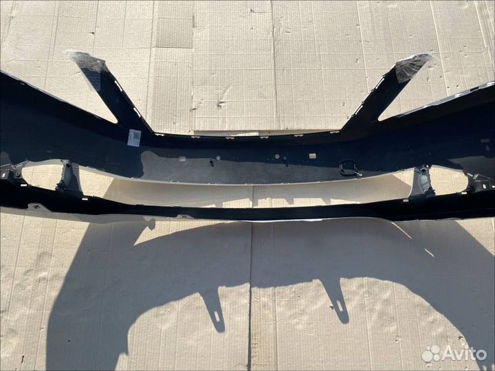 Бампер передний Белый 2011-2014 Toyota Camry