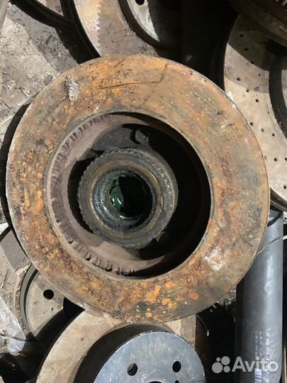 Тормозной диск передний Тойота Ланд Круизер 100