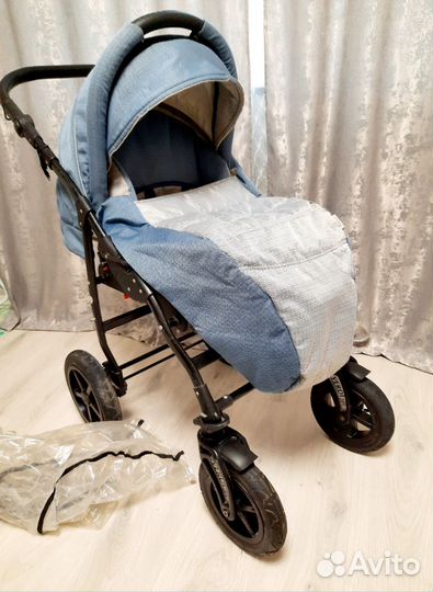 Коляска 3 в 1 