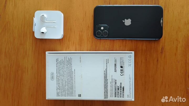 iPhone 11, 128 ГБ