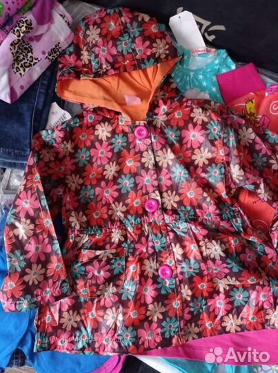 Плащ новый для девочки р 1-2года