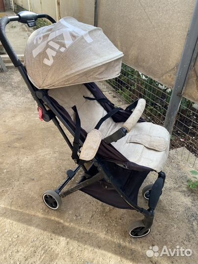 Прогулочная коляска kinlee