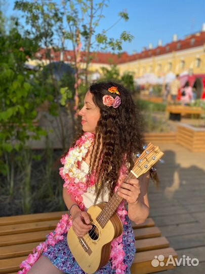 Уроки гитары, укулеле, фортепиано, ситар