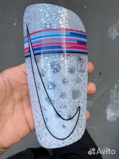 Щитки футбольные nike