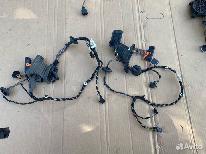 Проводка передней двери правая Skoda Fabia 2